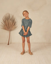 Load image into Gallery viewer, Daisy Mosie Set