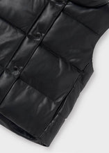 Load image into Gallery viewer, Black Puffer Vest
