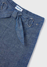 Load image into Gallery viewer, Chambray Linen Cropped Pant
