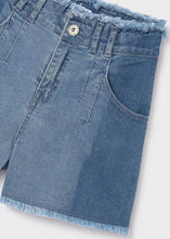 Load image into Gallery viewer, Better Denim Fray Shorts
