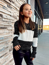 Load image into Gallery viewer, Pepper Fray Edge Knit Sweater
