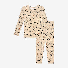 Load image into Gallery viewer, Spooky Bats 2pc Pajama
