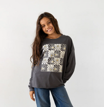 Load image into Gallery viewer, Daisy Check Long Sleeve Top
