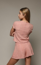 Load image into Gallery viewer, Hacci Jersey Raw-Seamed Swing Shorts In Cranberry
