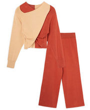 Load image into Gallery viewer, Rust Colorblock Knit Set

