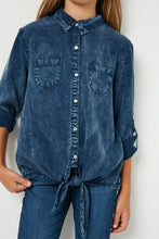 Load image into Gallery viewer, Denim Dye Button Up
